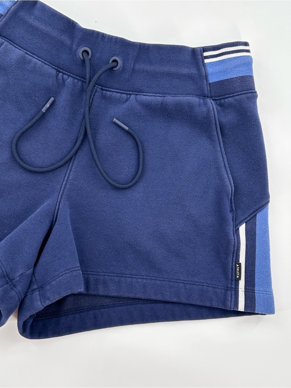 Athleta Navy Blue Triumph Game Point Shorts Small - Picture 3 of 9